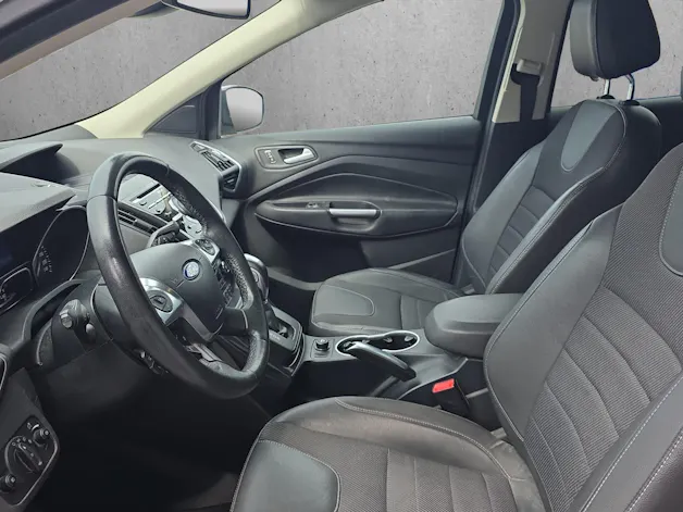 Ford Kuga 1.6 SCTi Titanium 4WD Automatic inkl. Anhängerkupplung