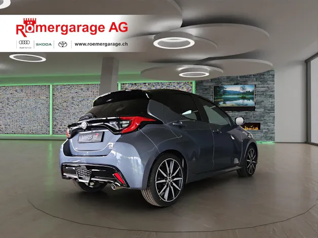Toyota Yaris 1.5 VVT-i HSD GR Sport