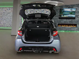 Toyota Yaris 1.5 VVT-i HSD GR Sport