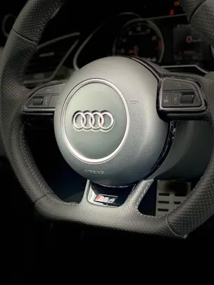 Audi RS4 Avant 4.2 FSI V8 quattro S-tronic