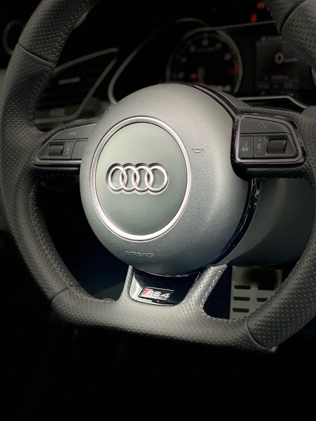 Audi RS4 Avant 4.2 FSI V8 quattro S-tronic