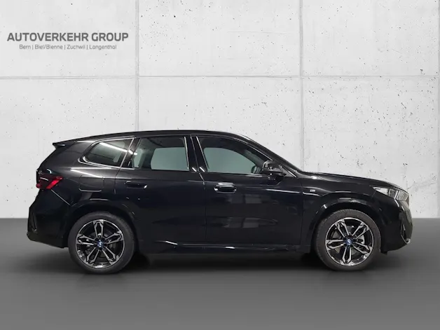 BMW iX1 xDrive 30 M Sport
