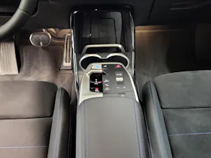 BMW iX1 xDrive 30 M Sport