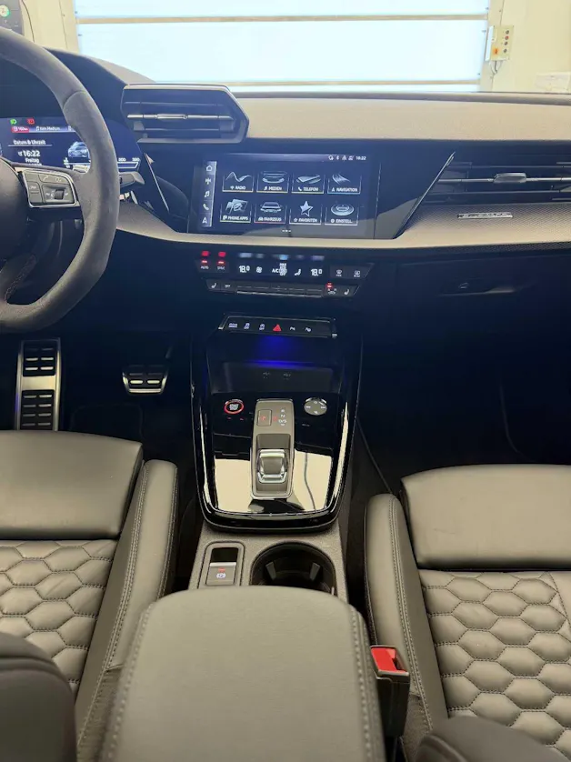 Audi RS3 Sportback 2.5 TSI quattro S-tronic