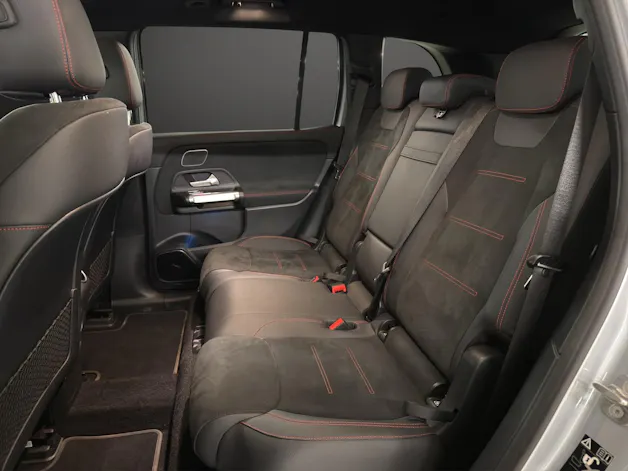 Mercedes-Benz EQB 350 66,5 kWh 4Matic Swiss Star
