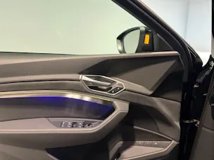 Audi e-tron 55 S Line Black Edition quattro