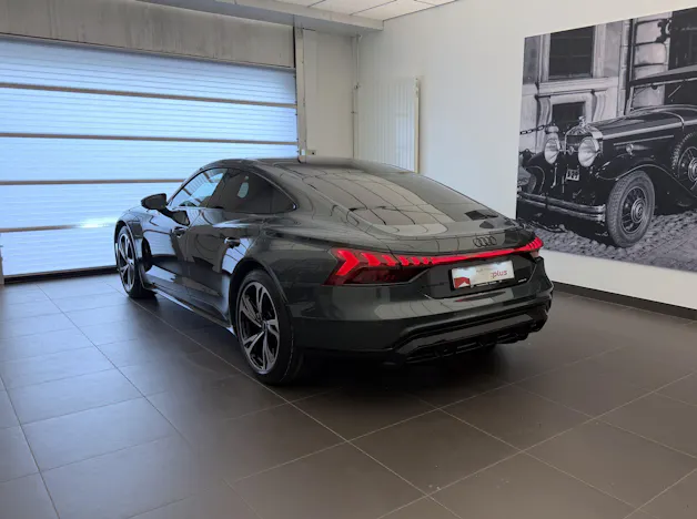 Audi e-tron GT quattro