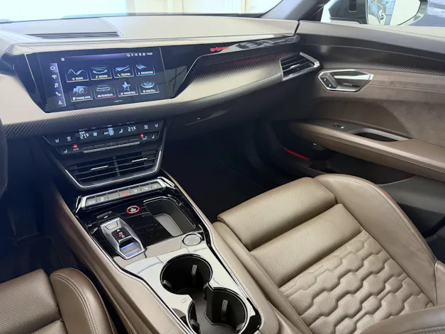 Audi e-tron GT quattro