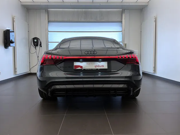 Audi e-tron GT quattro