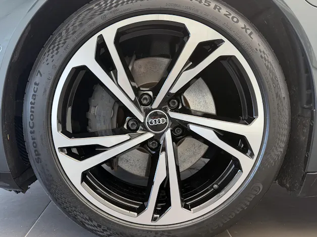 Audi e-tron GT quattro