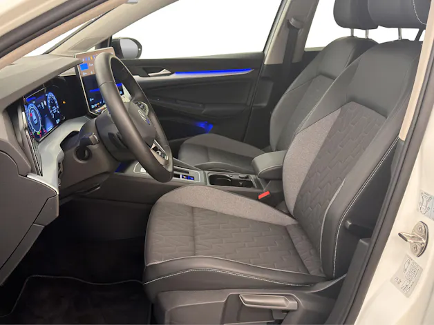 VW Golf 8 1.5 eTSI Goal DSG