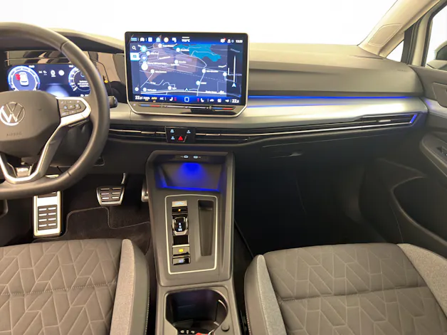 VW Golf 8 1.5 eTSI Goal DSG