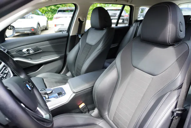 BMW 320d xDrive 48V Touring Steptronic