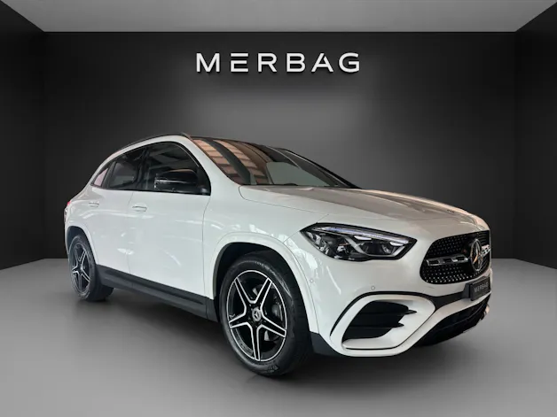 Mercedes-Benz GLA 220d 4Matic 8G-DCT