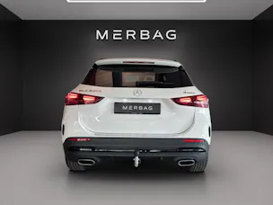 Mercedes-Benz GLA 220d 4Matic 8G-DCT