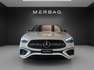 Mercedes-Benz GLA 220d 4Matic 8G-DCT
