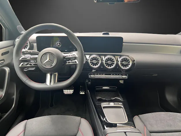 Mercedes-Benz A 250 4Matic 8G-DCT