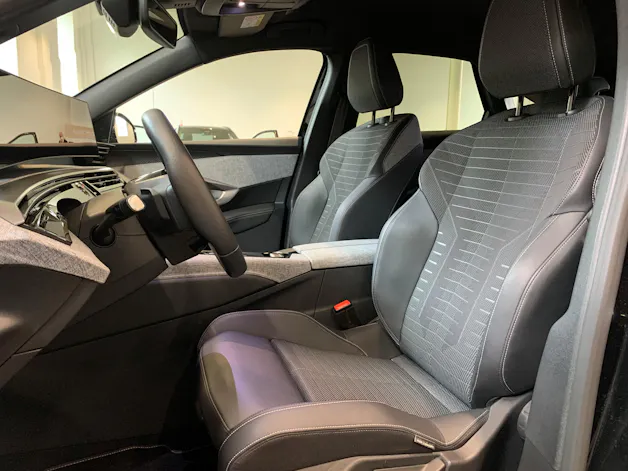Peugeot 3008 145 e-DSC6 Hybrid Allure