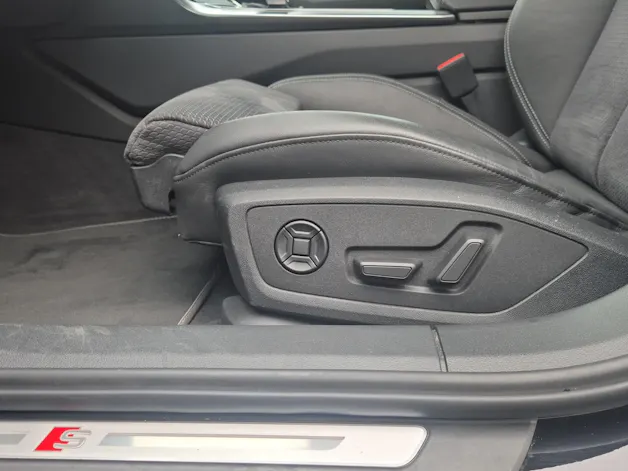 Audi A6 Avant 55 TFSIe Sport quattro S-tronic