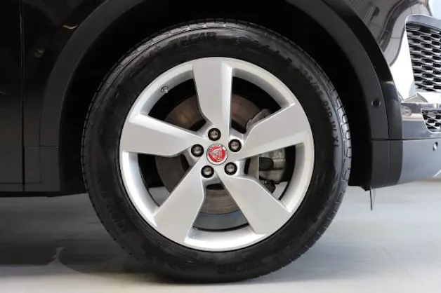 Jaguar E-Pace P250 SE AWD