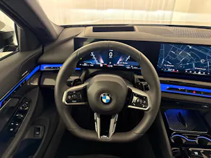 BMW 540d xDr 48V Tour M.S.Pro inkl. AHK & Standheizung