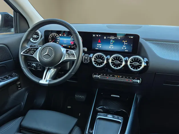 Mercedes-Benz GLA 250 4Matic 8G-DCT Swiss Star