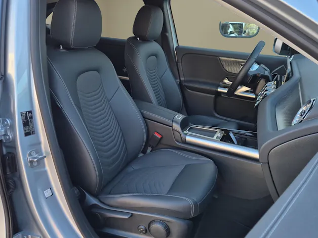 Mercedes-Benz GLA 250 4Matic 8G-DCT Swiss Star