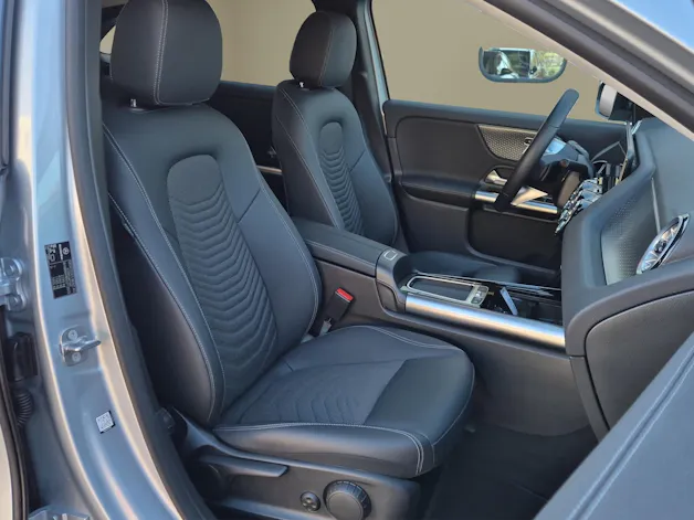 Mercedes-Benz GLA 250 4Matic 8G-DCT Swiss Star