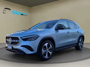 Mercedes-Benz GLA 250 4Matic 8G-DCT Swiss Star
