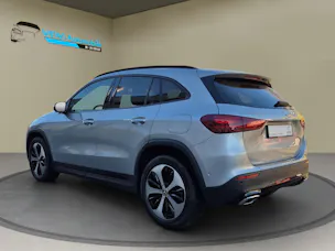 Mercedes-Benz GLA 250 4Matic 8G-DCT Swiss Star