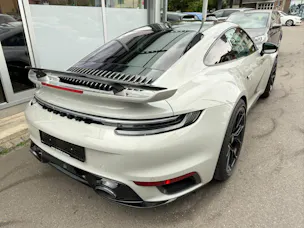 Porsche 911 Turbo PDK *** PORSCHE EXCLUSIVE & APPROVED BIS 11/2028 ***