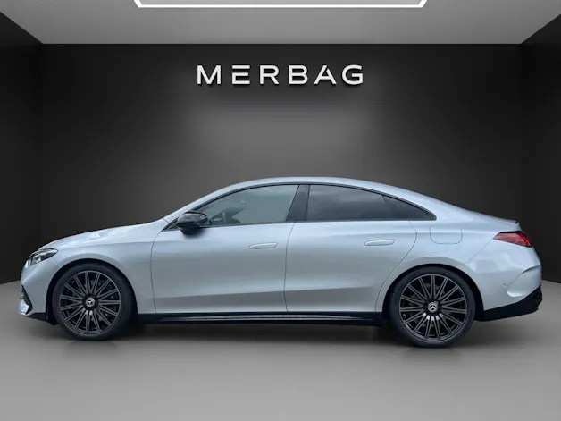 Mercedes-Benz CLA 220 4Matic 8G-DCT