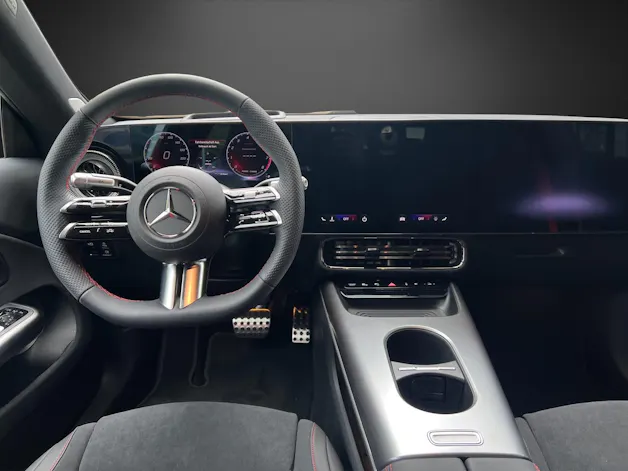 Mercedes-Benz CLA 220 4Matic 8G-DCT