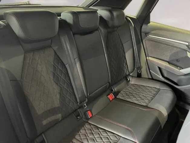 Audi A3 Sportback TFSI e 200 kW S line Attraction S tronic