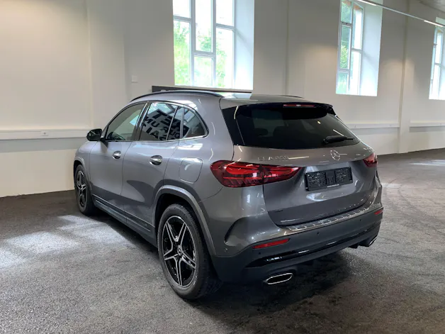 Mercedes-Benz GLA 250 4Matic 8G-DCT