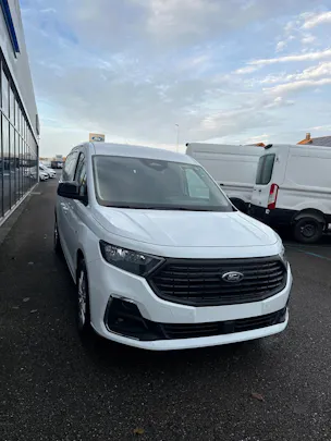 Ford Grand Transit Connect fourg. 2 Titanium/122CV/Aut.
