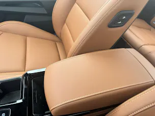 KGM -SsangYong Musso 80,6 kWh Platinum 4WD Mit Höherlegung 50mm