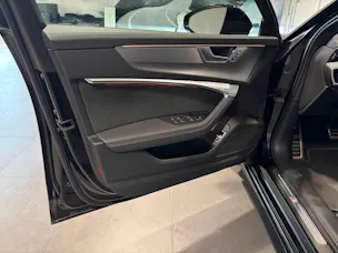 Audi S6 Avant 3.0 TDI quattro tiptronic