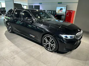 BMW 330d xDrive 48V Touring Steptronic M Sport