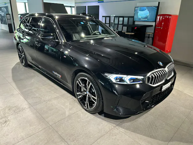 BMW 330d xDrive 48V Touring Steptronic M Sport