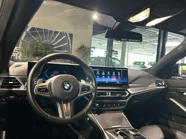 BMW 330d xDrive 48V Touring Steptronic M Sport
