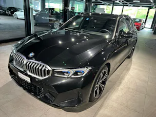 BMW 330d xDrive 48V Touring Steptronic M Sport