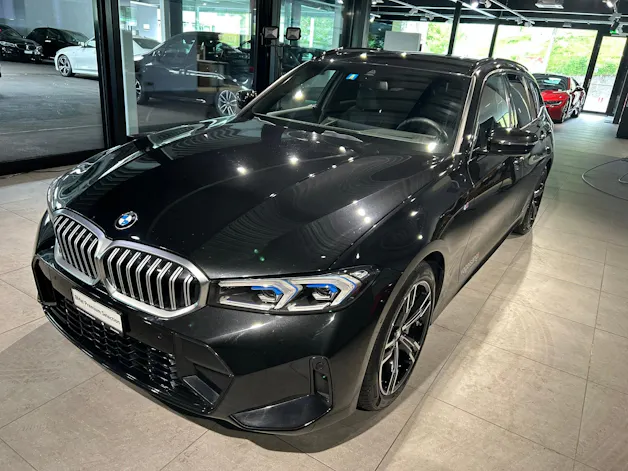 BMW 330d xDrive 48V Touring Steptronic M Sport