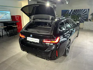 BMW 330d xDrive 48V Touring Steptronic M Sport