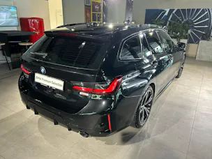BMW 330d xDrive 48V Touring Steptronic M Sport