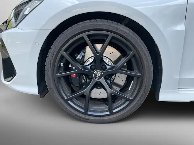 Audi RS3 Limousine 2.5 TSI quattro S-tronic