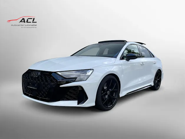 Audi RS3 Limousine 2.5 TSI quattro S-tronic