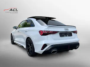 Audi RS3 Limousine 2.5 TSI quattro S-tronic