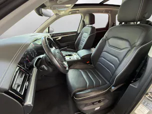 VW Touareg 3.0 TDI Elegance Tiptronic