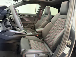 Audi RS3 Limousine 2.5 TSI quattro S-tronic